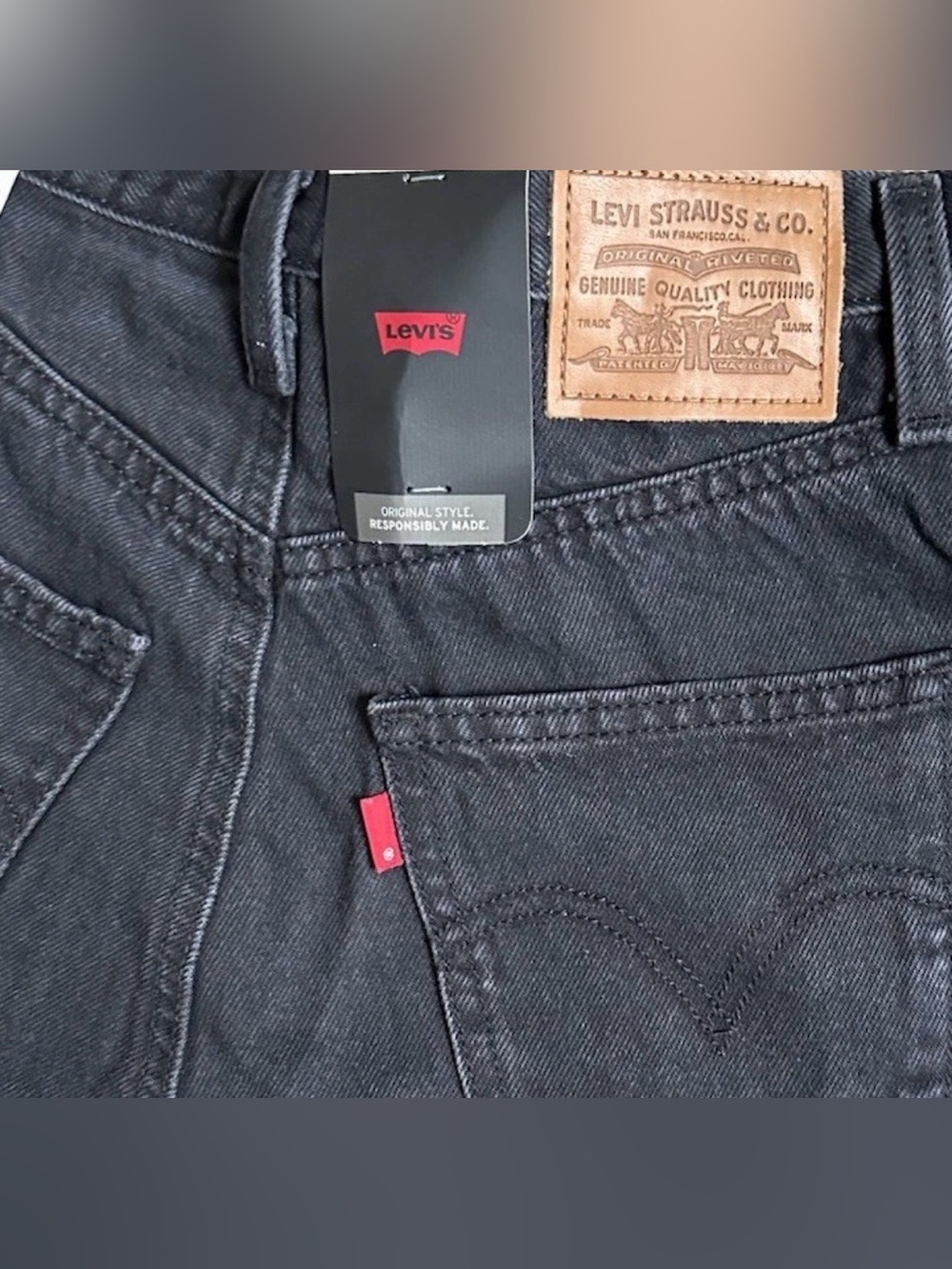 Levi’s Premium A-Line Mini Flounce Skirt Black Size 25 Denim A87250003 NWT - Picture 5 of 9